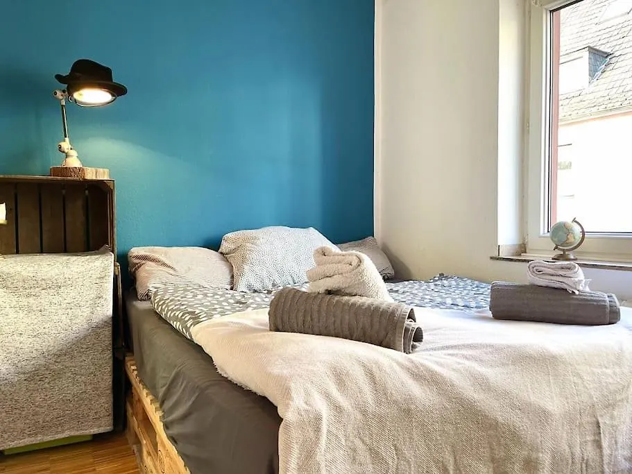- Chilliges Zimmer In Dusseldorf Mit Balkon & Kuche; Big Tv And Bed - 0*,  ドイツ
